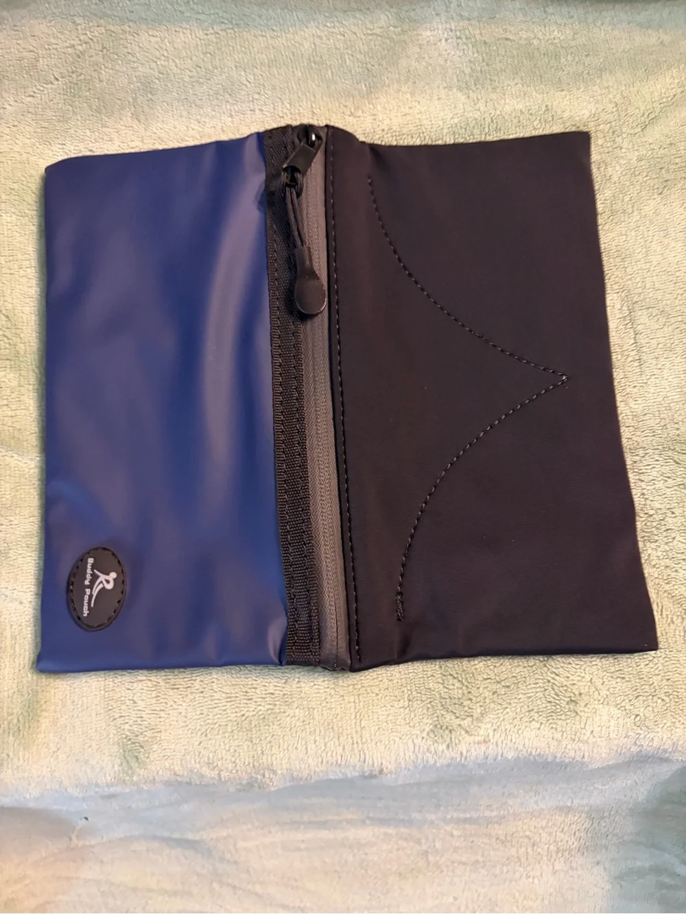 Buddy Pouch magnetic pouch